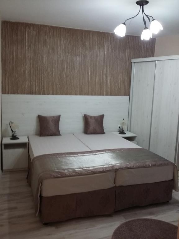 Guest House Adriya Primorsko Exterior photo