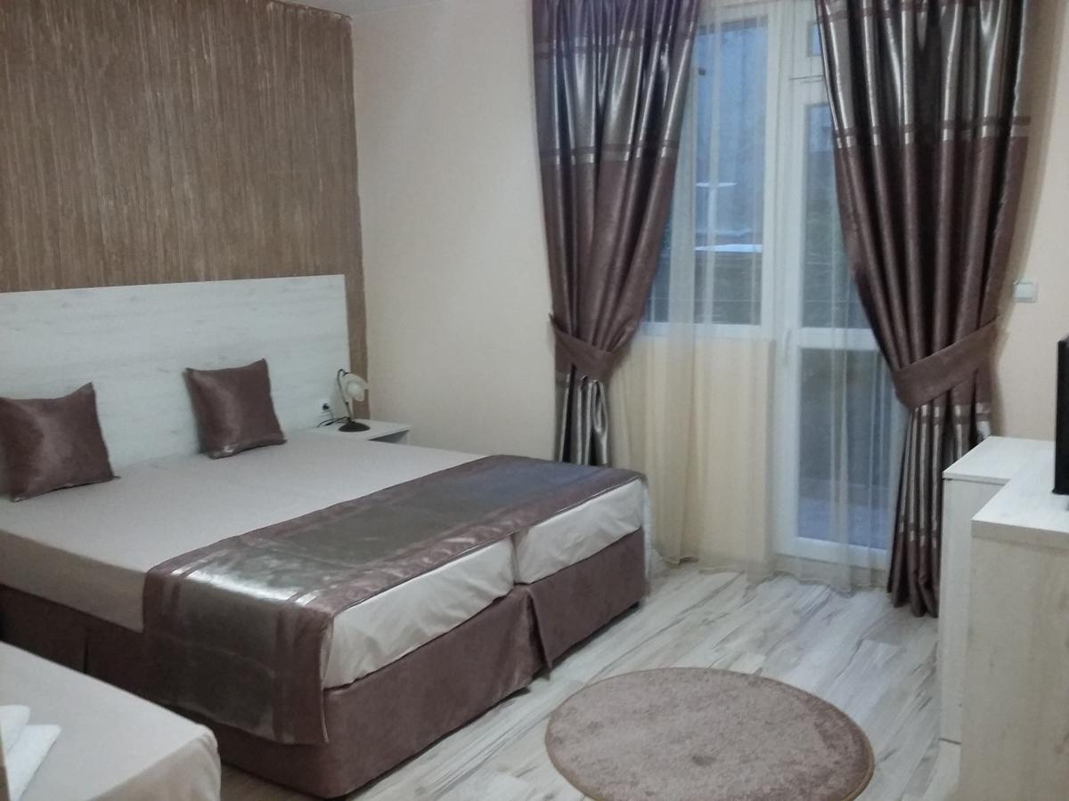 Guest House Adriya Primorsko Exterior photo